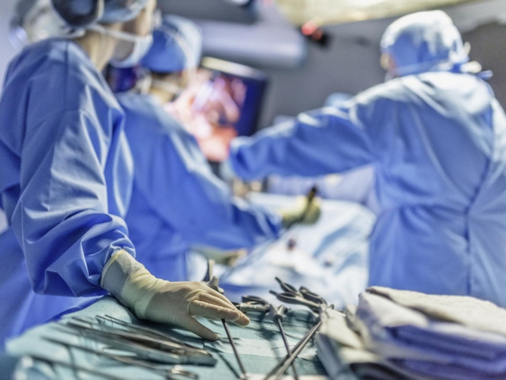 surgery.jpg surgery.jpg